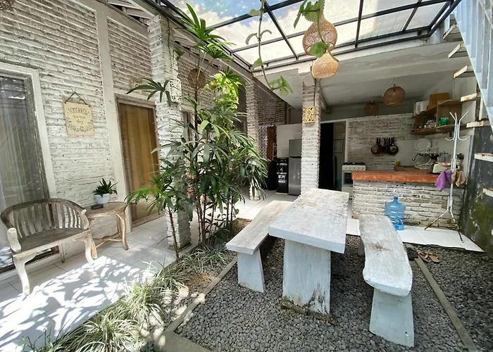 D'cabin 6 * Canggu